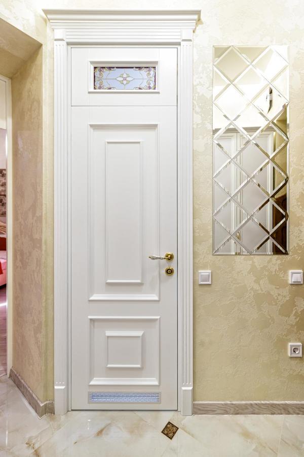 2 Bedroom Apartment Tykha Street City Center With Parking Place Львів Екстер'єр фото